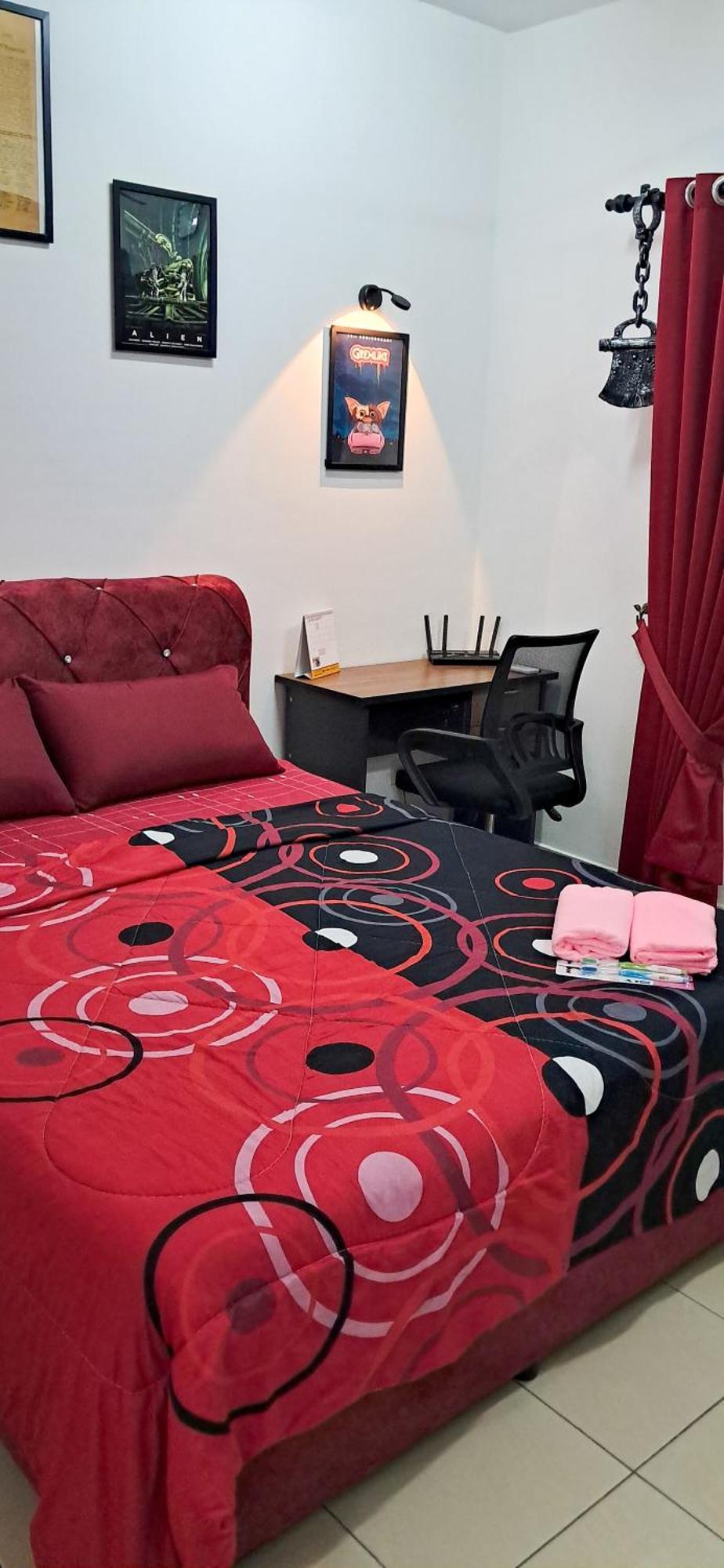 The Red Room Alanis Residence Сепанг Екстериор снимка